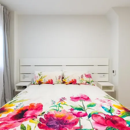 Whitey Aparment In Triana Apartamento *
